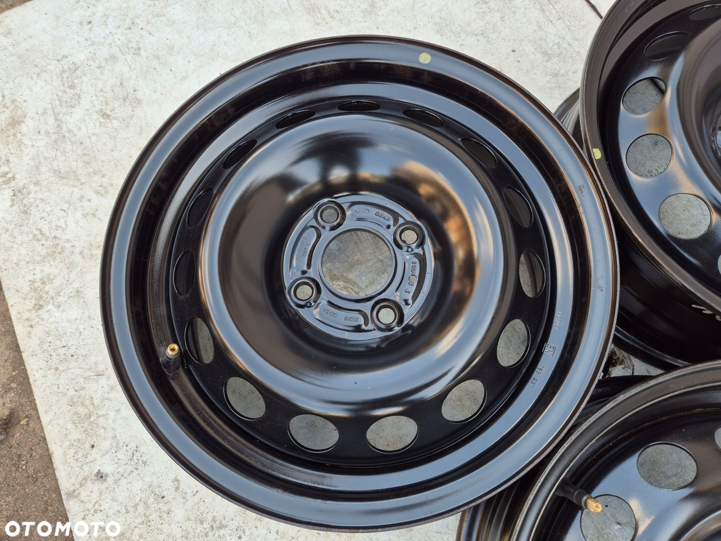 FELGI 15 FORD B MAX ECOSPORT ET37,5 CZUJNIKI - 8