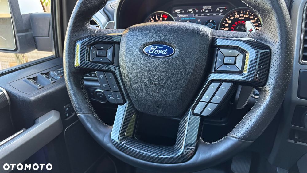 RAM 1500 5.7 eTorque Crew Cab Shortbed Limited Black - 35