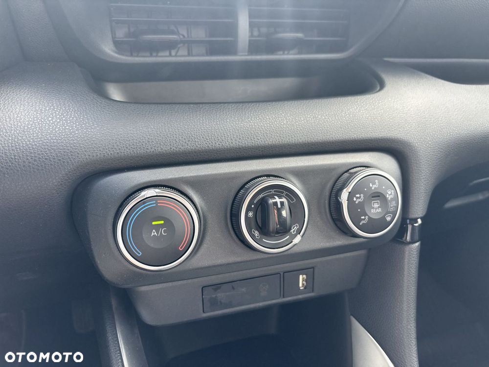 Toyota Yaris 1.5 Comfort CVT - 16