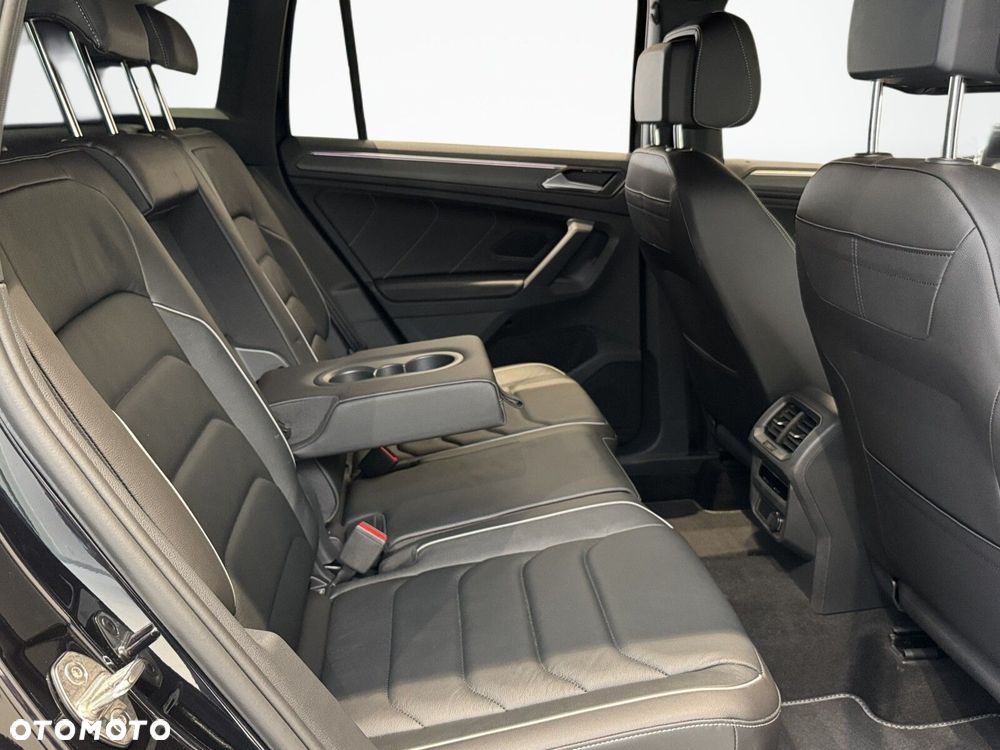 Volkswagen Tiguan - 16