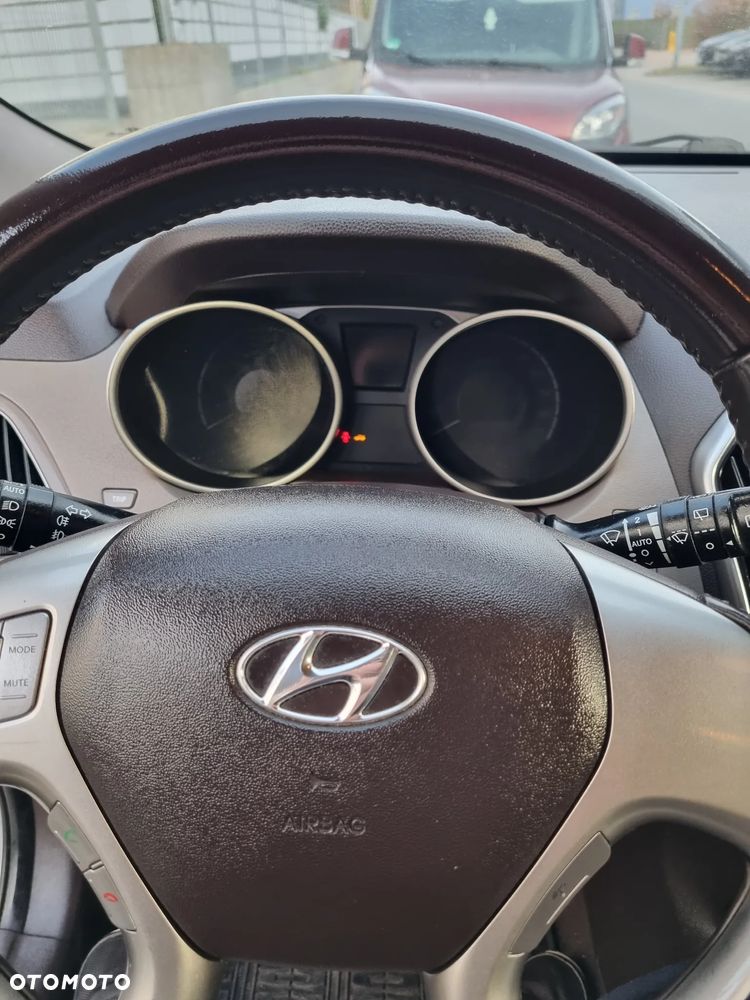 Hyundai ix35 2.0 4WD Automatik Style - 32