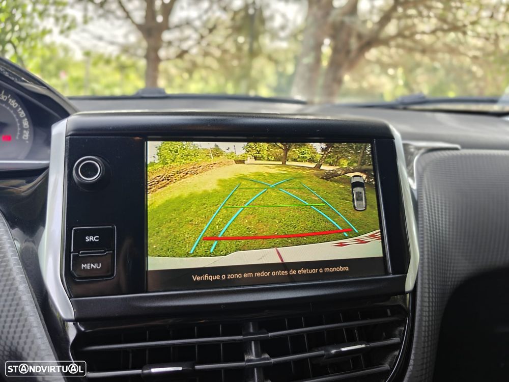 Peugeot 2008 1.2 PureTech Style - 35