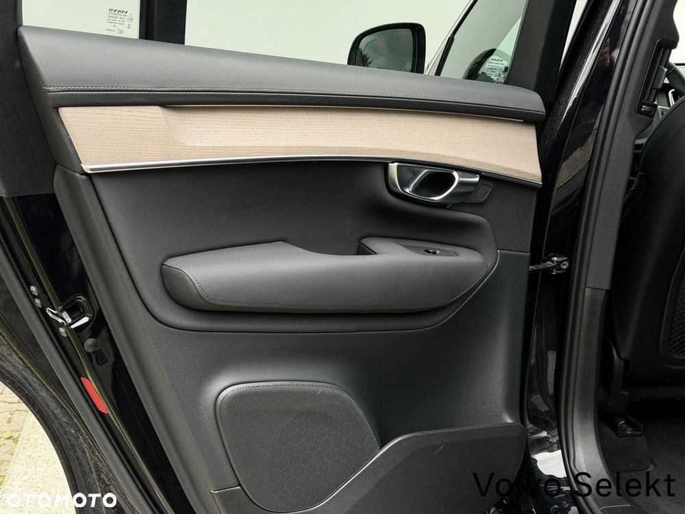 Volvo XC 90 - 16