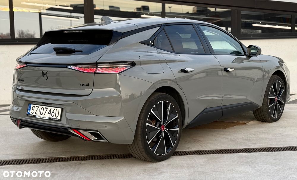 DS Automobiles DS 4 1.6 E-Tense Performance Line + - 12
