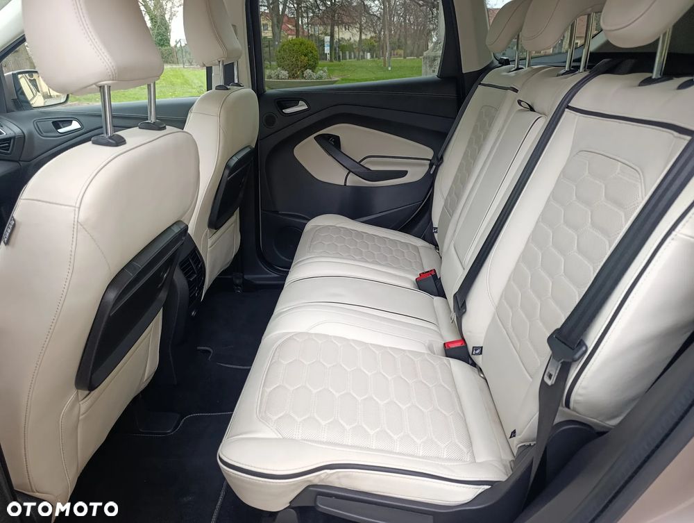 Ford Kuga 2.0 TDCi 4x4 Vignale - 22