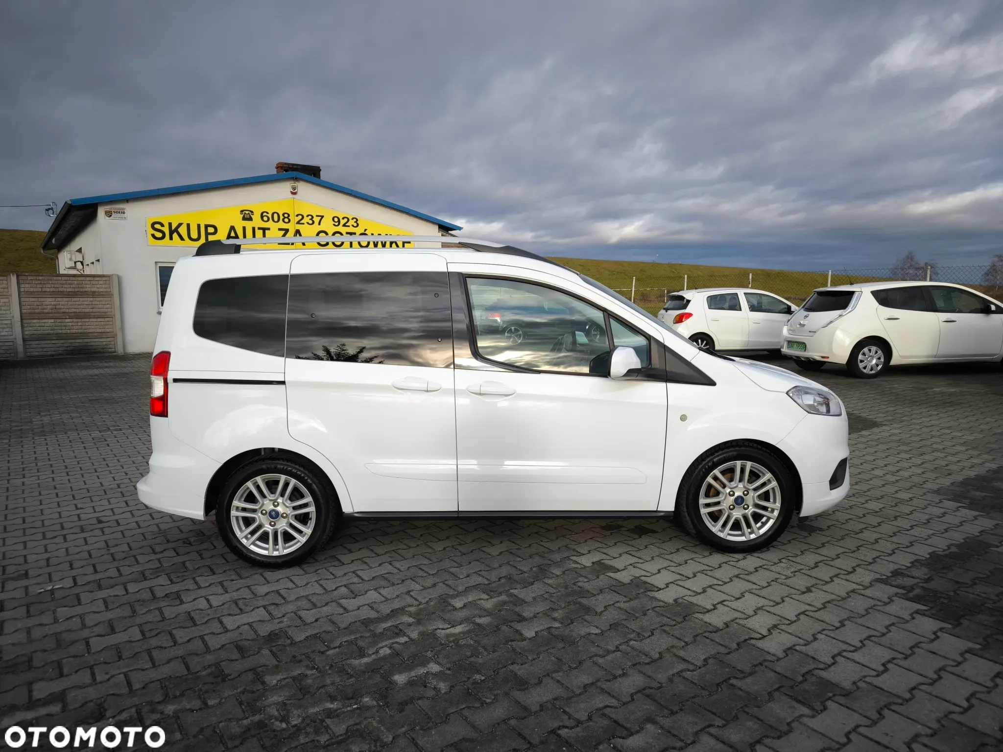 Ford Tourneo Courier 1.5 TDCi Titanium - 6