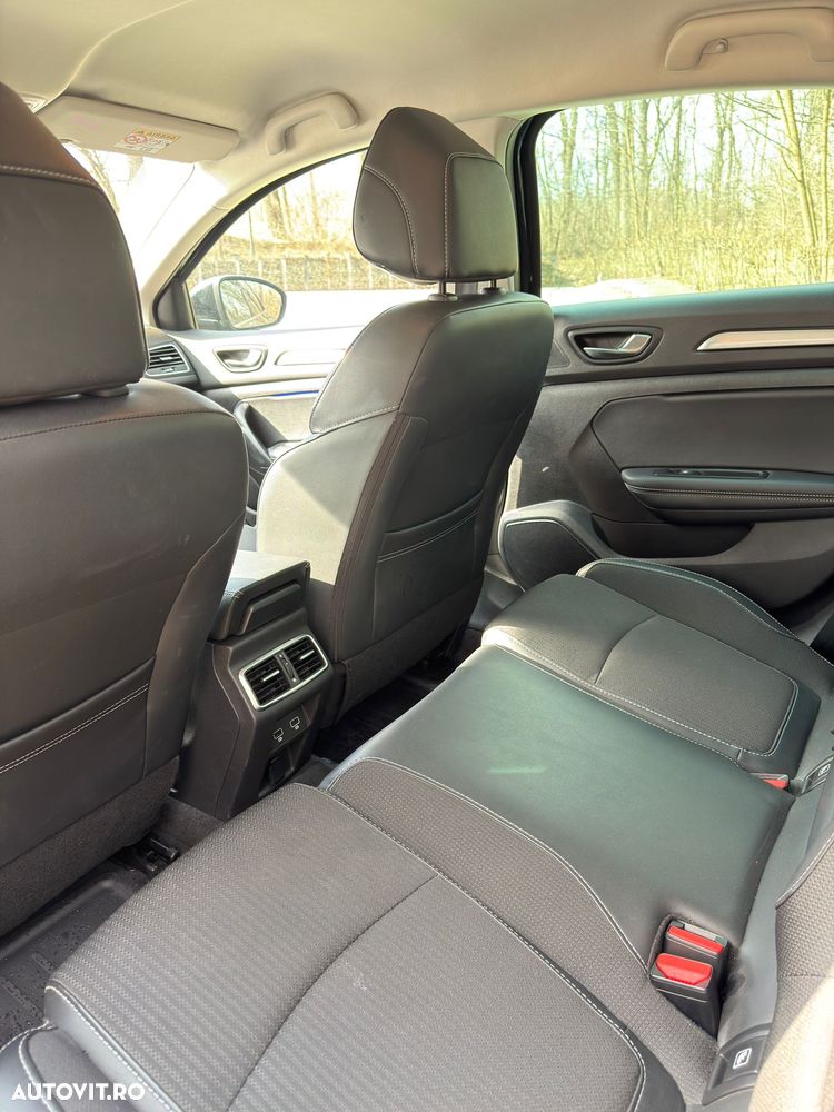 Renault Megane TCe 140 EDC GPF Intens - 12