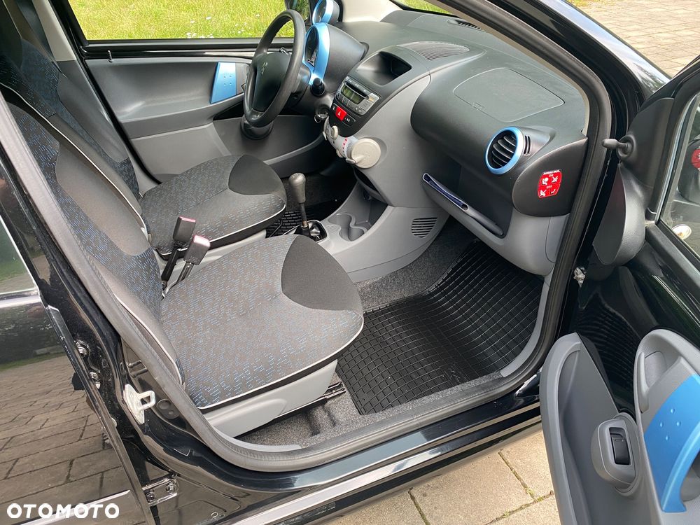 Peugeot 107 70 Petit Filou - 16