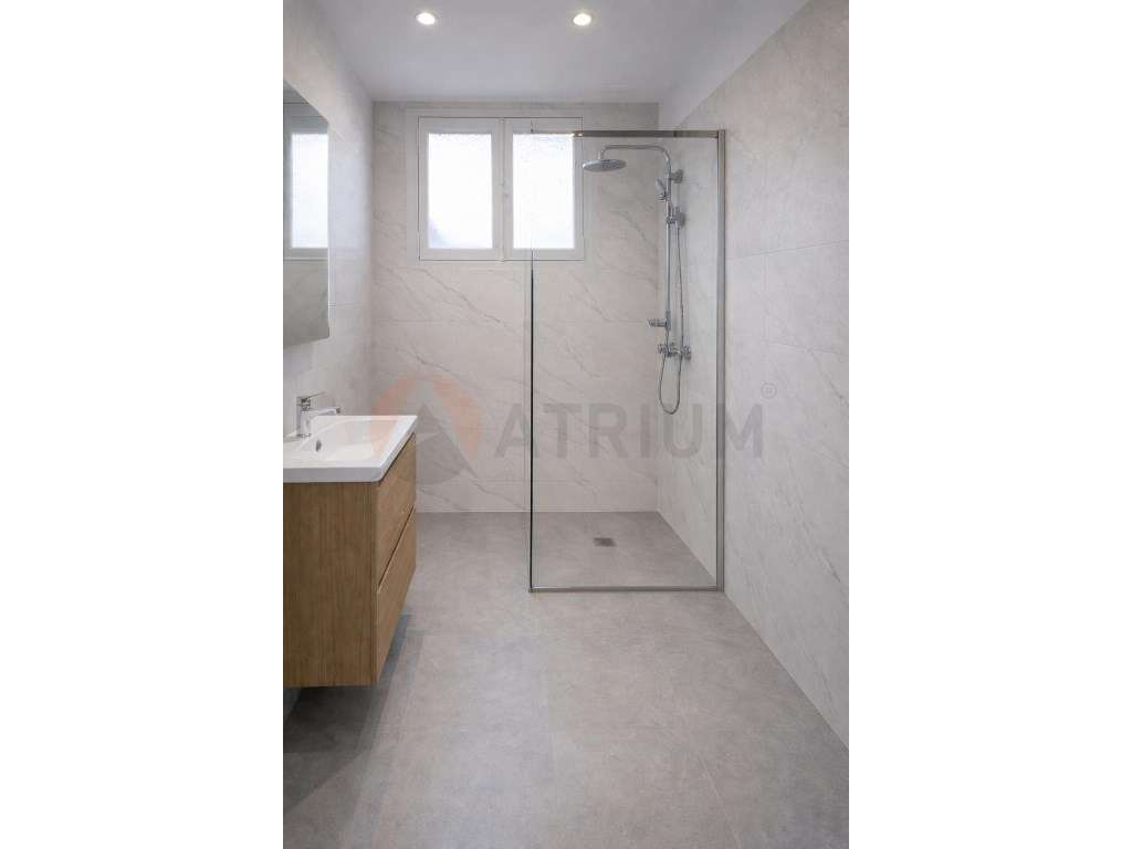 Apartamento T3 Remodelado | Habitação própria - Grande imagem: 3/6