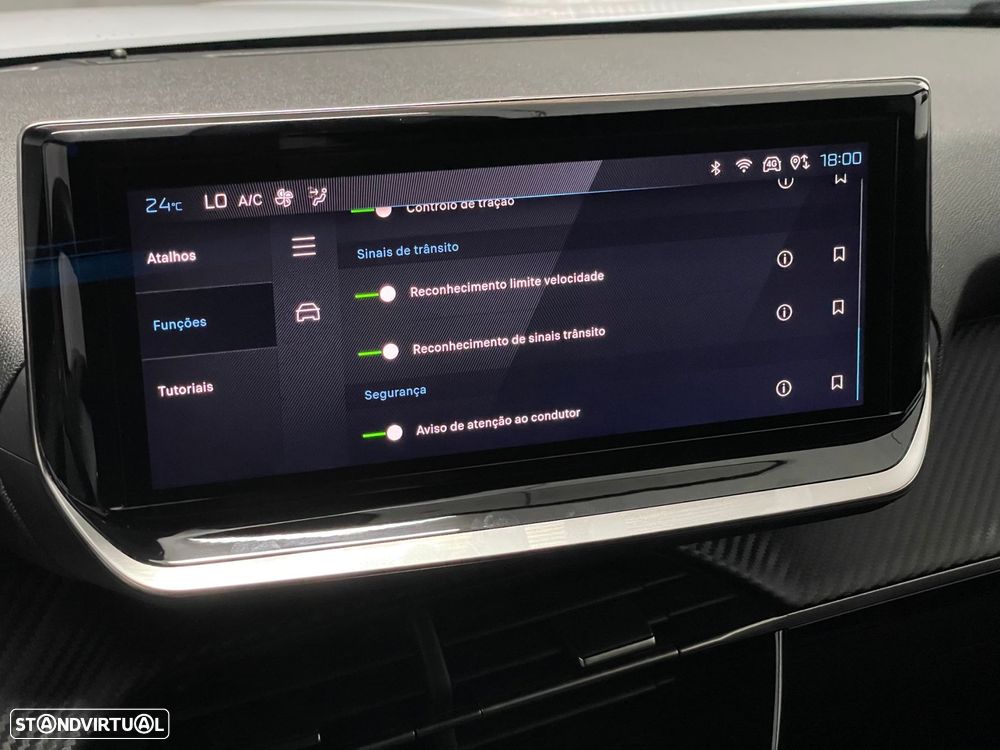 Peugeot 2008 1.2 PureTech Allure EAT8 - 18