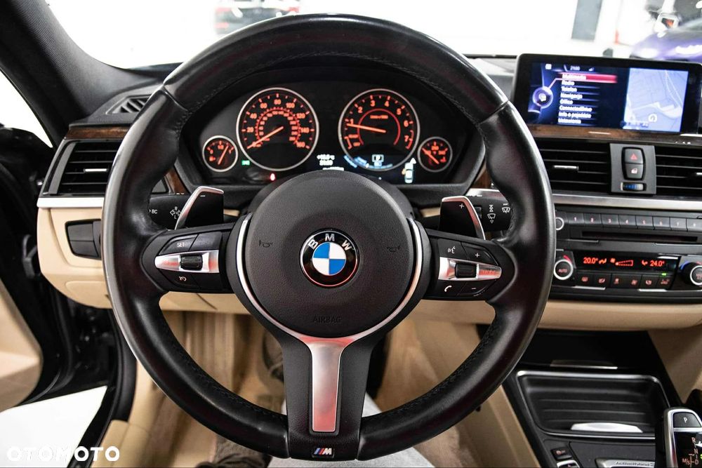BMW Seria 3 335i Sport-Aut Sport Line - 9