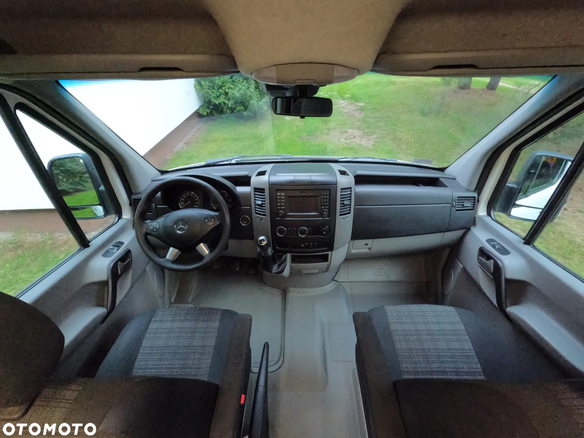 Mercedes-Benz Sprinter - 5