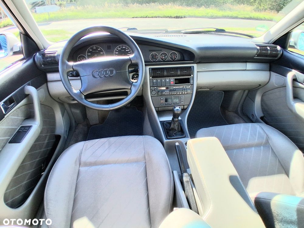 Audi A6 Limousine 2.6 E - 31