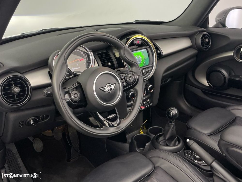 MINI Cabrio Cooper D - 14