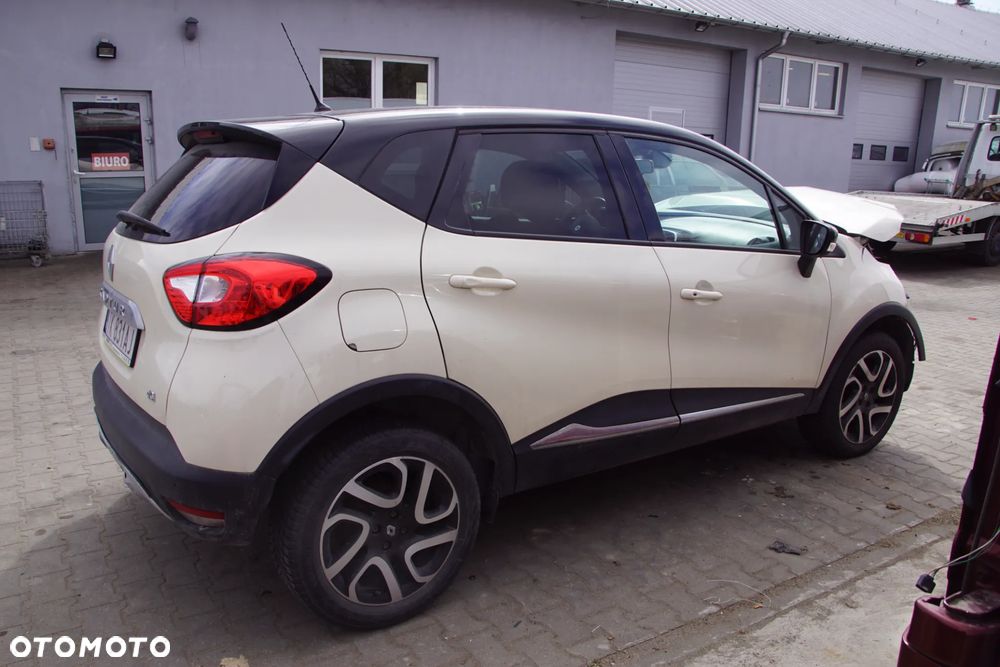 Auto na części - Renault Captur I 1.5 DCI 90 KM K9K628 JR5332 BIXND 2015R Silnik Skrzynia Drzwi Błotnik Klapa Zderzak Klamka Lusterko Szyba Lampa Deska Kokpit Sterownik Moduł Czujnik Licznik Wyświetlacz Panel Kierownica - 6