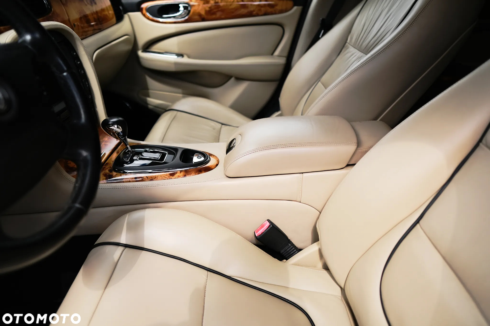 Jaguar XJ XJ8 4.2 LWB High - 11