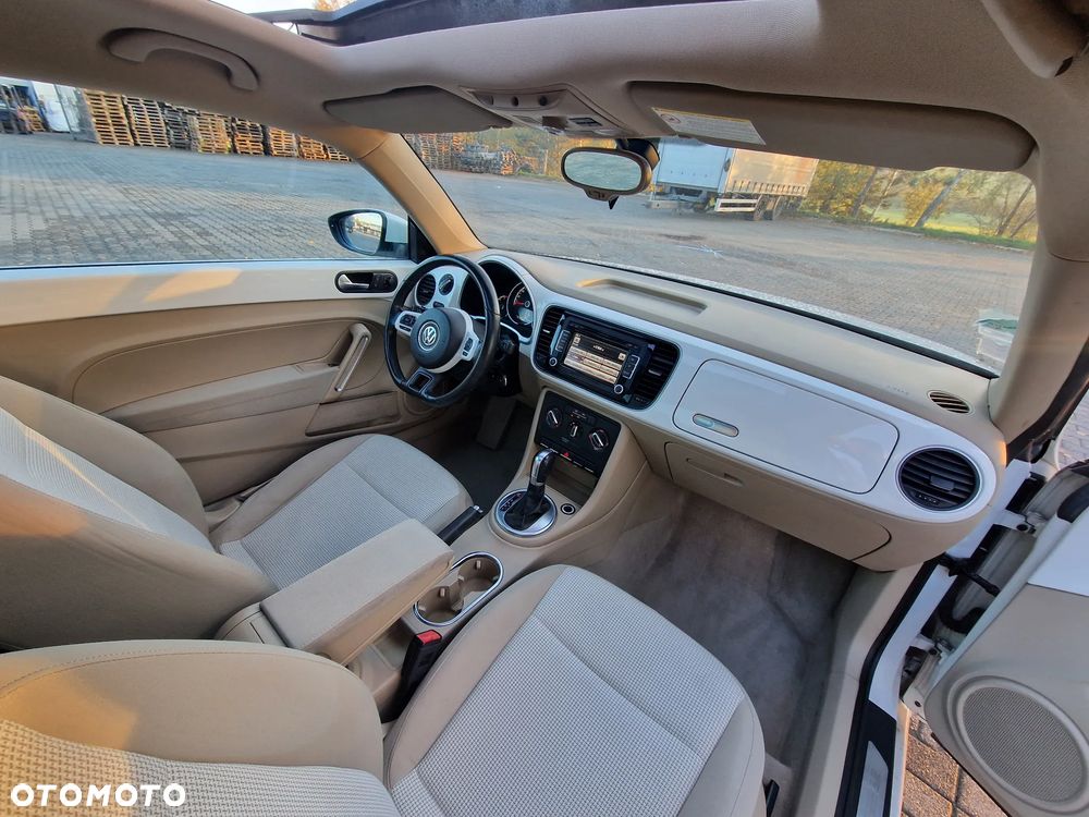 Volkswagen Beetle The 1.6 TDI DPF DSG - 23