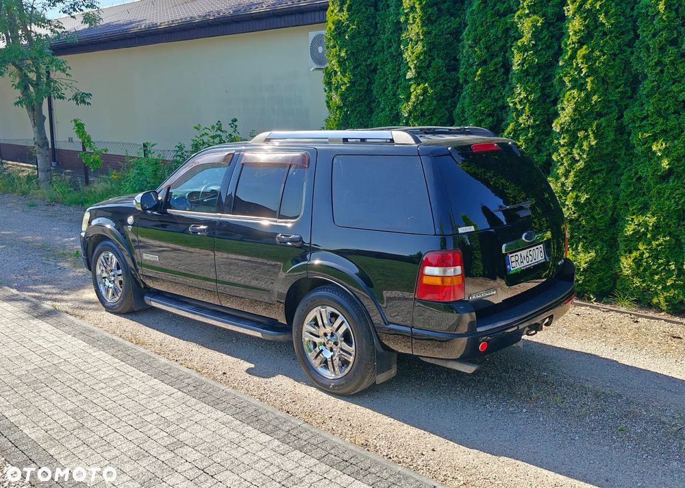 Ford Explorer 4.6 - 3