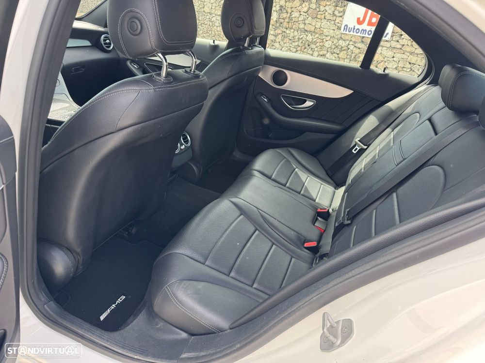 Mercedes-Benz C 300 BlueTEC Hybrid AMG Line - 13