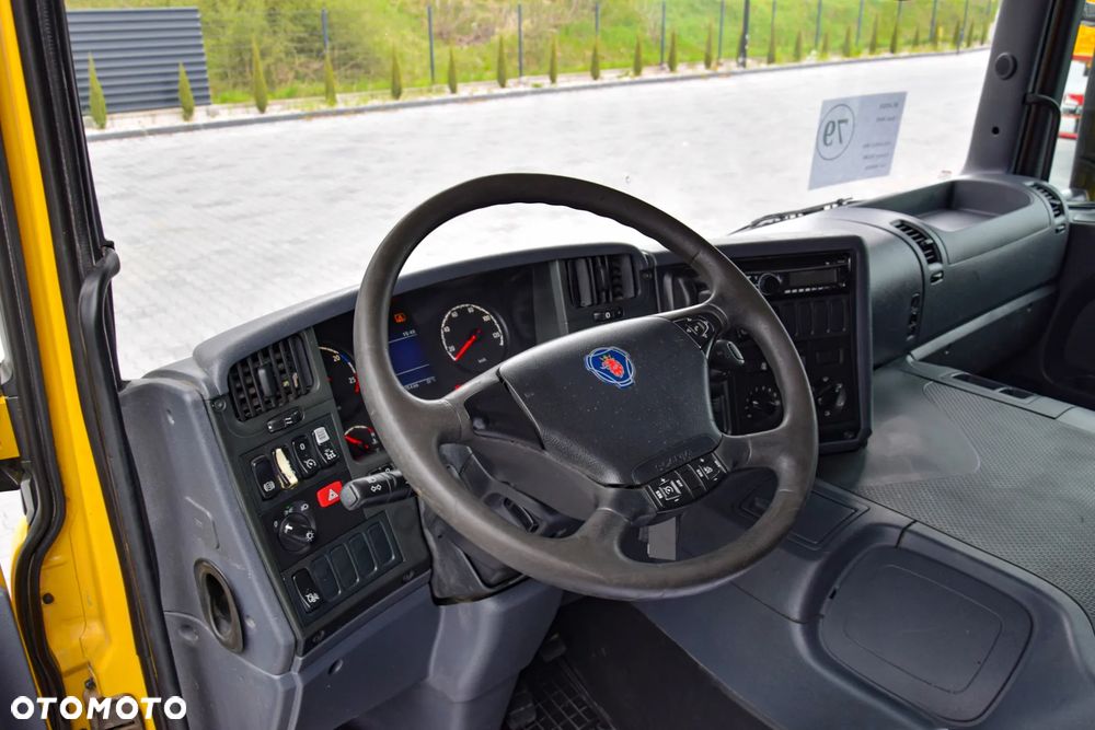 Scania P410 / 8x4 / EURO 6 / WYWROTKA / HYDROBURTA / AUTOMAT / KAMERA COFANIA / NAWIGACJA / HAK / NISKI PRZEBIEG / SERWISOWANY / SPROWADZONY - 30
