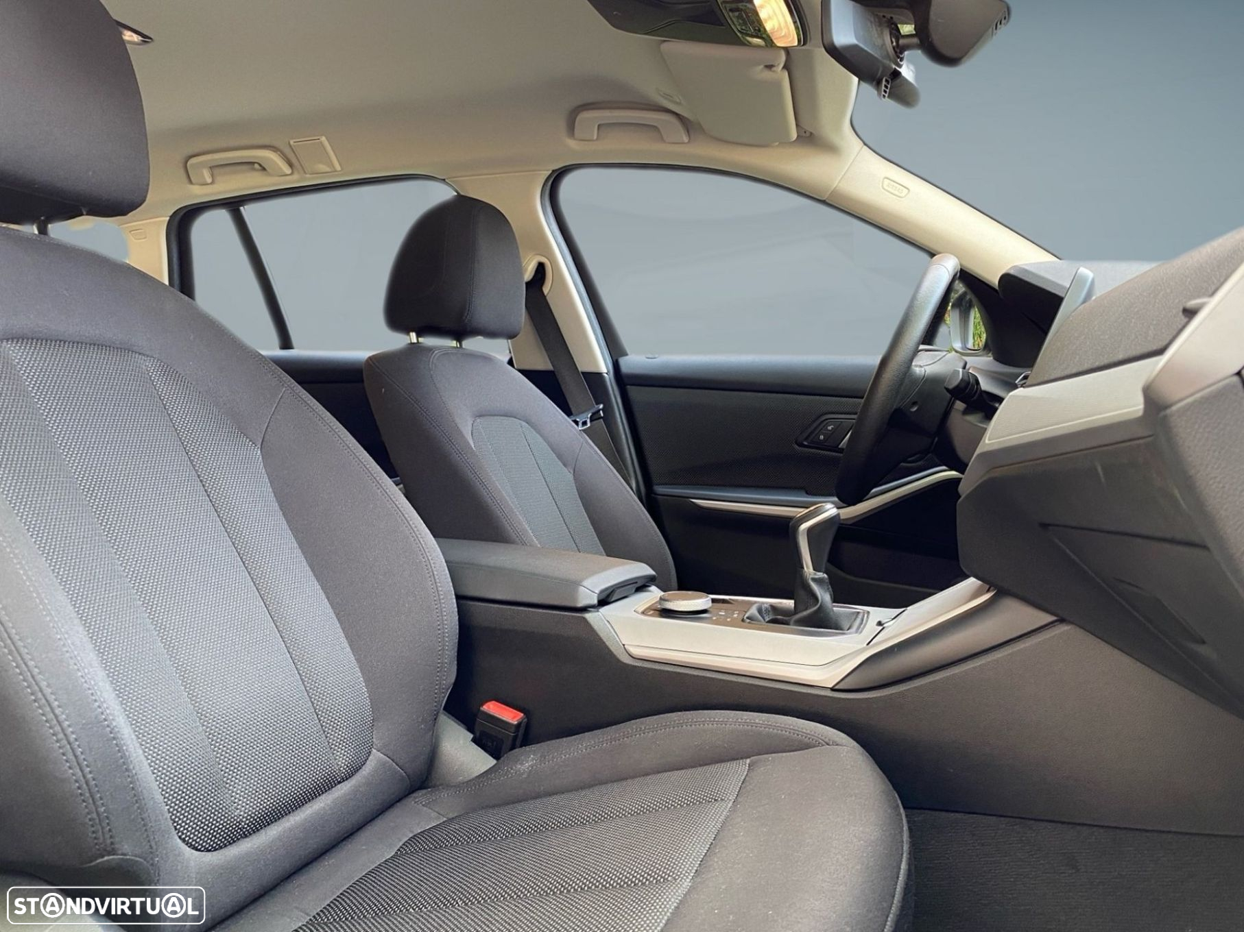 BMW 318 d Touring Advantage - 15