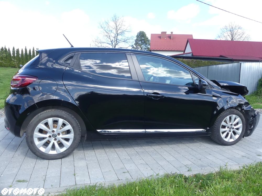 Renault Clio - 12