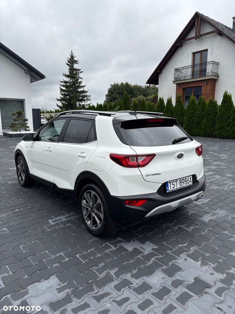Kia Stonic 1.4 M - 12