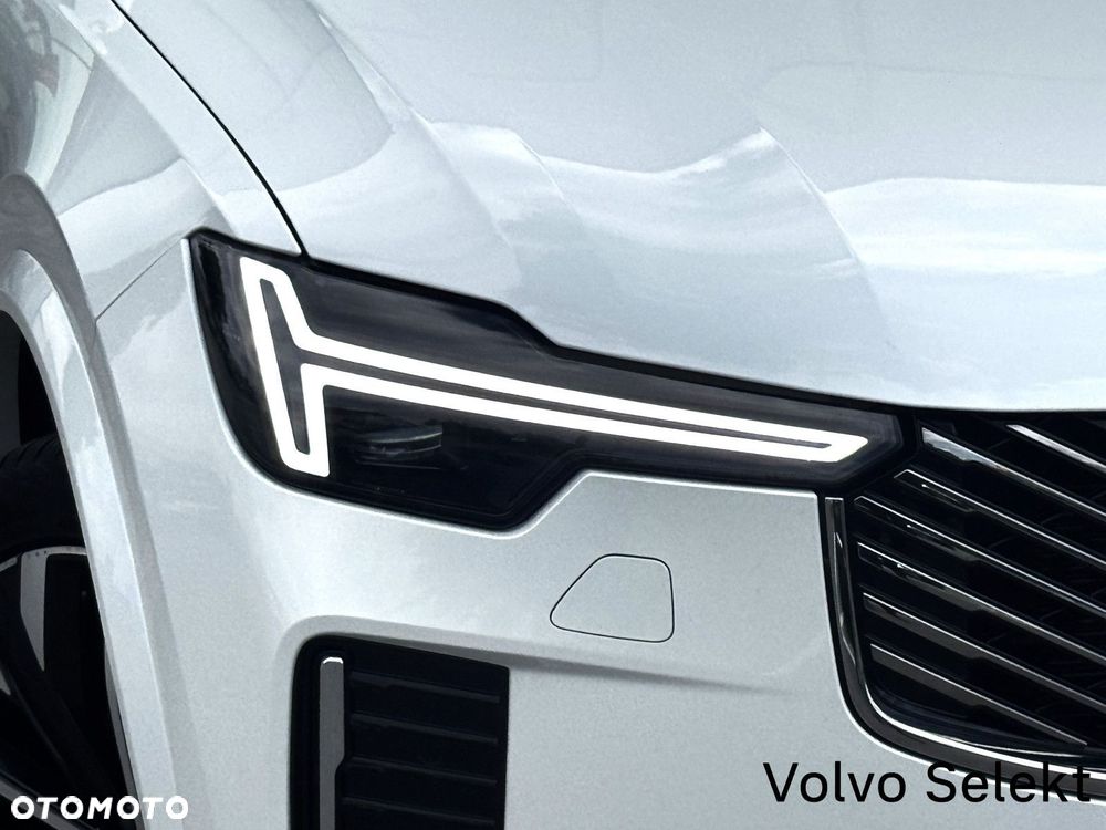 Volvo XC 90 - 40