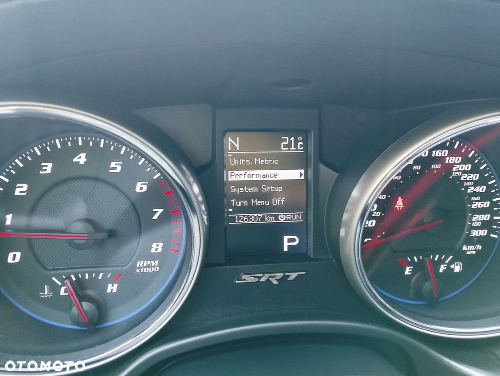 Jeep Grand Cherokee 6.4 V8 SRT8 - 11