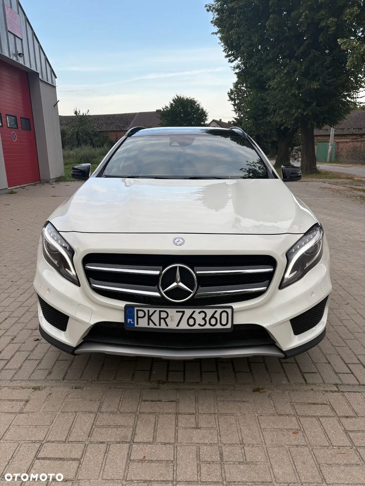 Mercedes-Benz GLA 220 d 4-Matic - 2