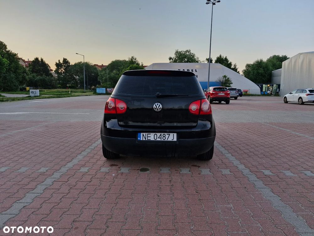 Volkswagen Golf - 6