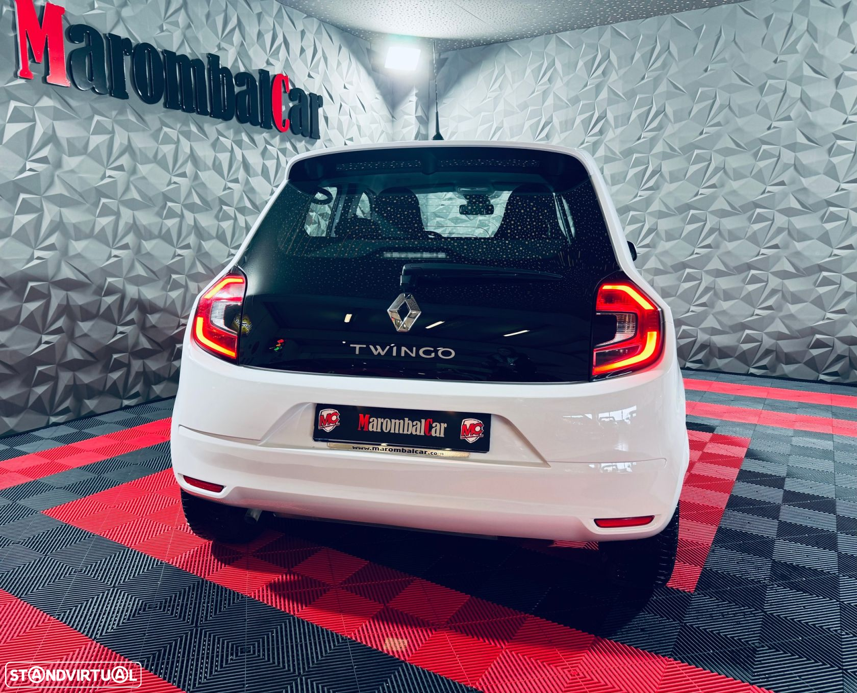 Renault Twingo SCe 75 INTENS - 12