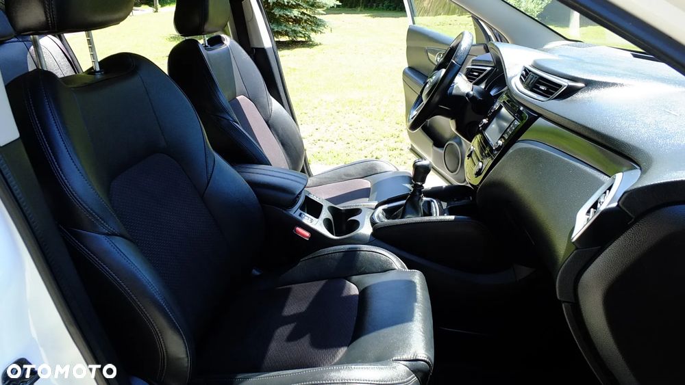 Nissan Qashqai 1.2 DIG-T N-Connecta - 4