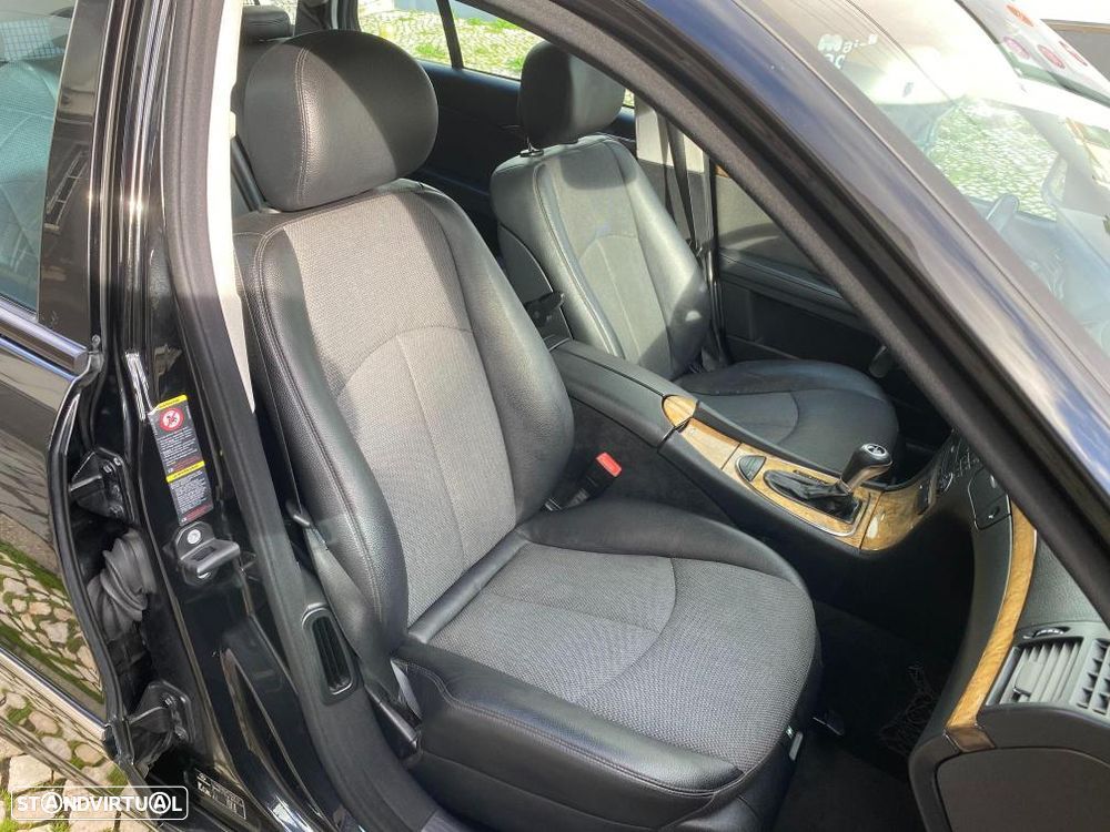 Mercedes-Benz E 220 CDI Auto Avantgarde - 30