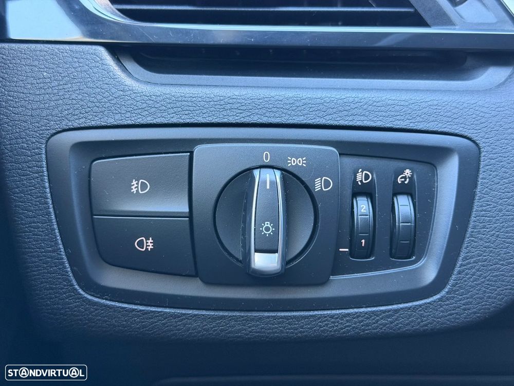 BMW X1 sDrive18i Advantage - 20