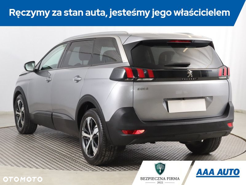 Peugeot 5008 - 5