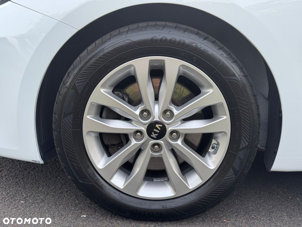Kia Ceed 1.4 CVVT ISG Dream Team Edition - 16