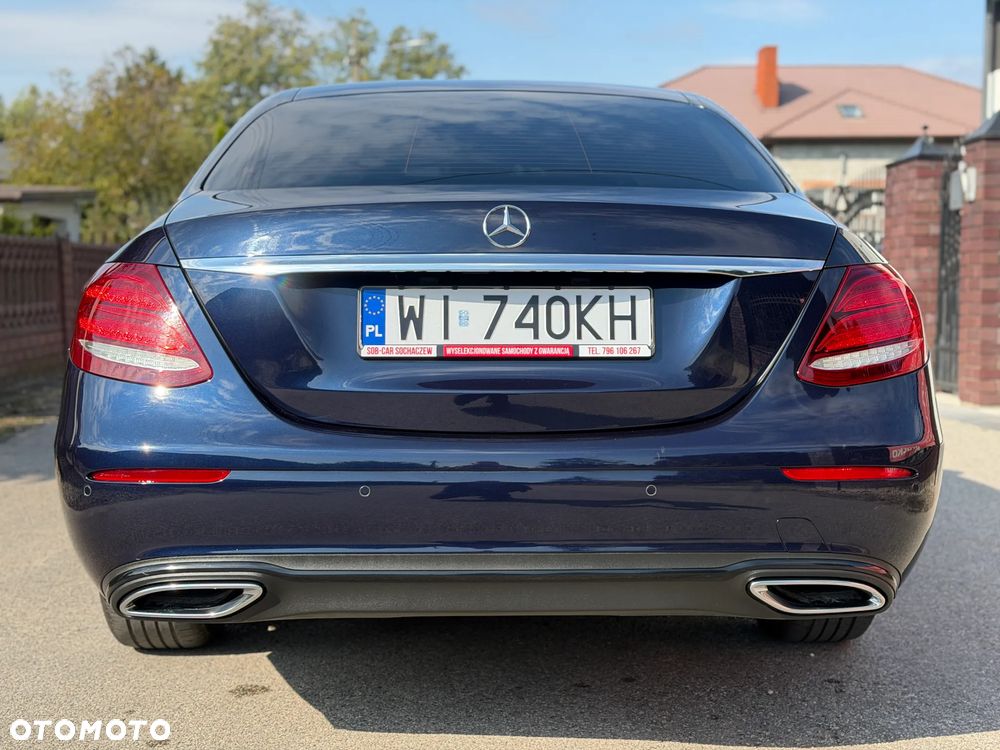 Mercedes-Benz Klasa E 220 d 4-Matic 9G-TRONIC - 5