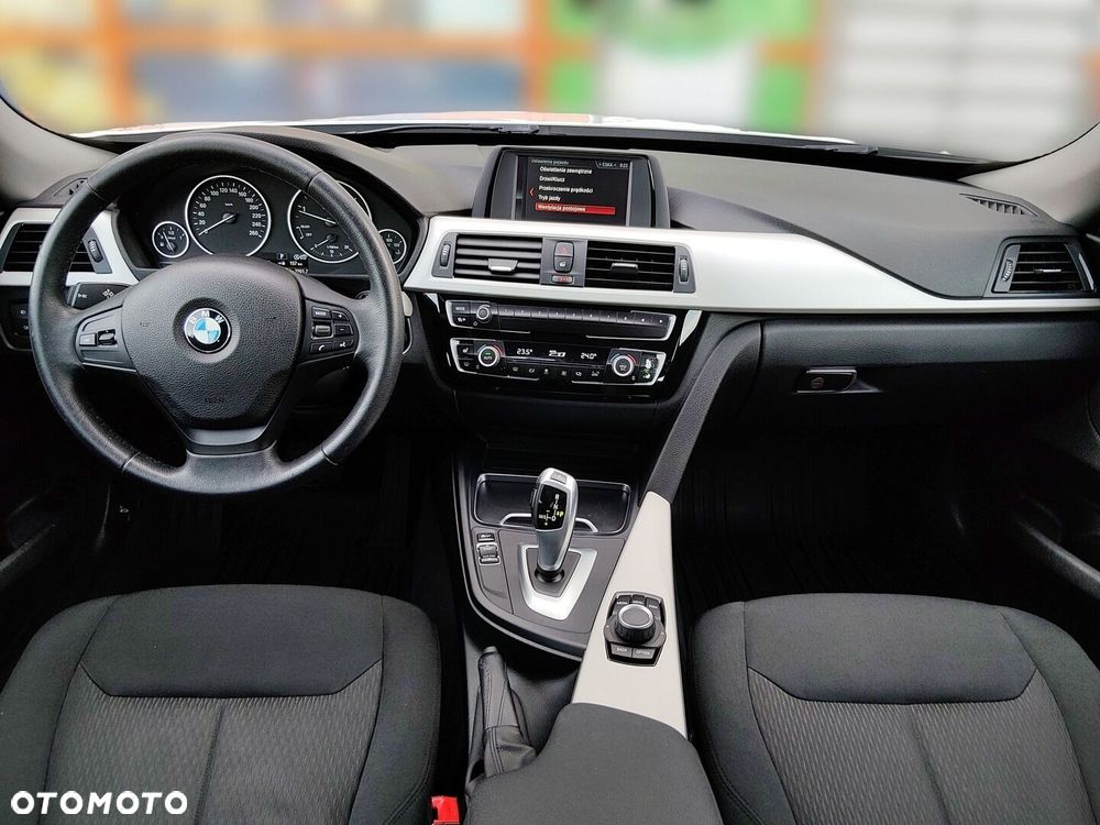 BMW 3GT 318d Sport Line - 11