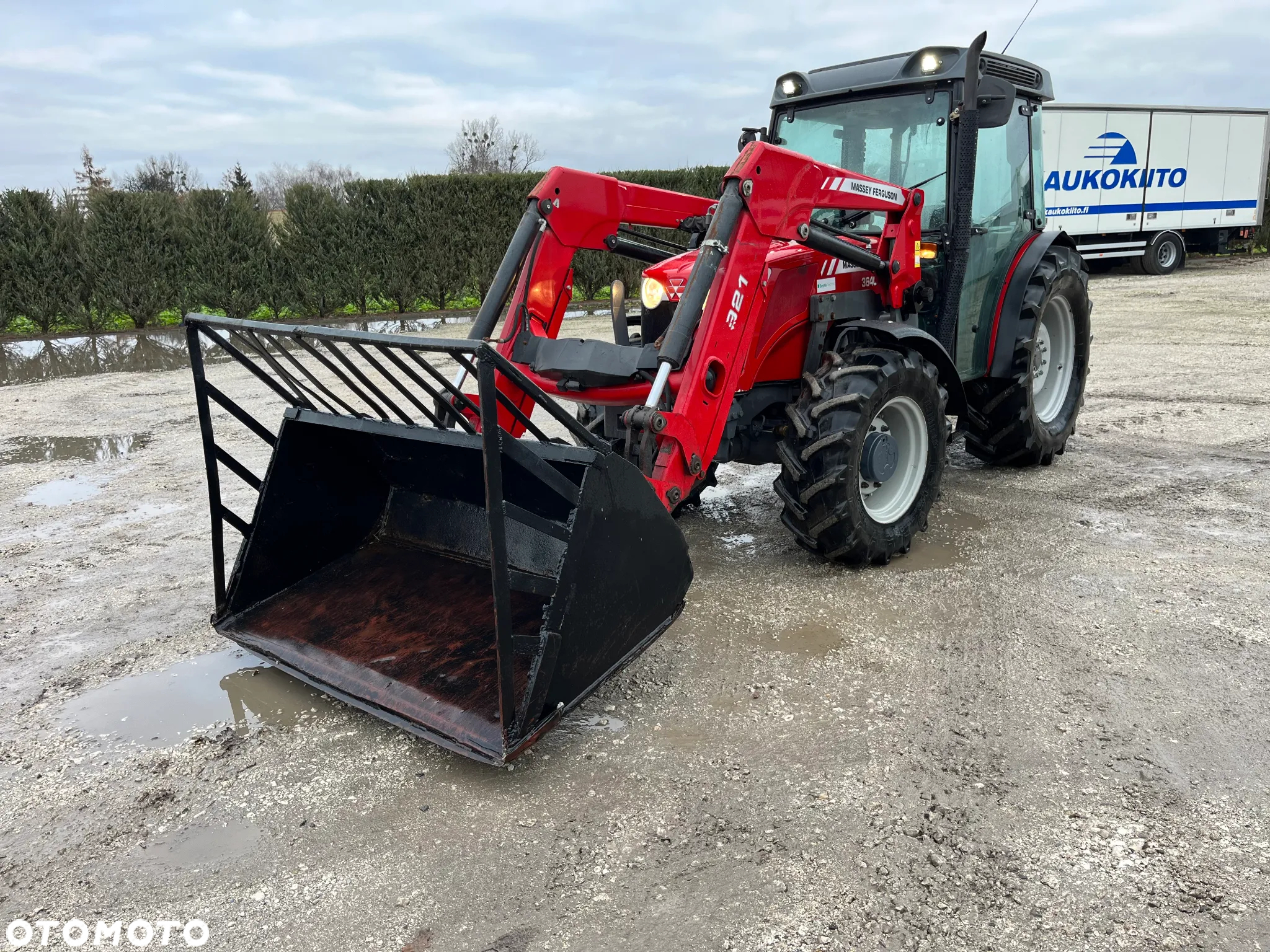Massey Ferguson - 7