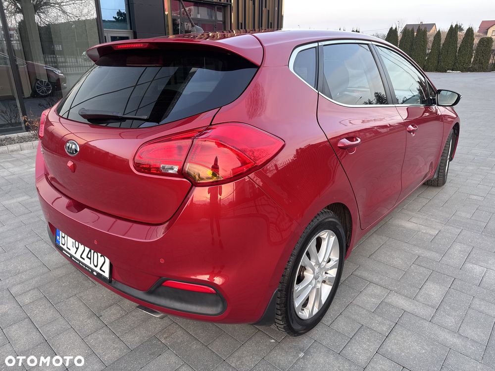 Kia Ceed 1.6 GDI ISG Spirit - 9