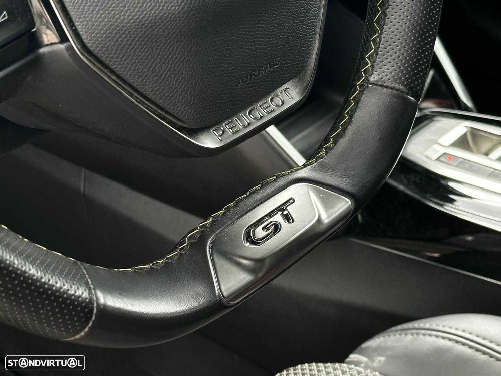 Peugeot 208 1.2 PureTech GT EAT8 - 12