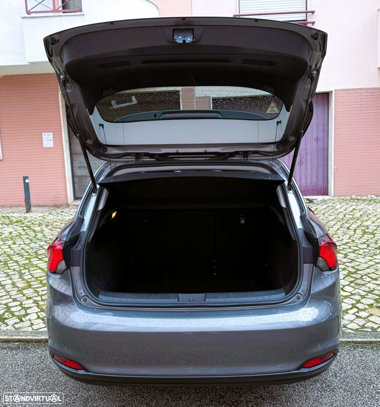 Fiat Tipo 1.6 M-Jet Lounge J17 DCT - 25