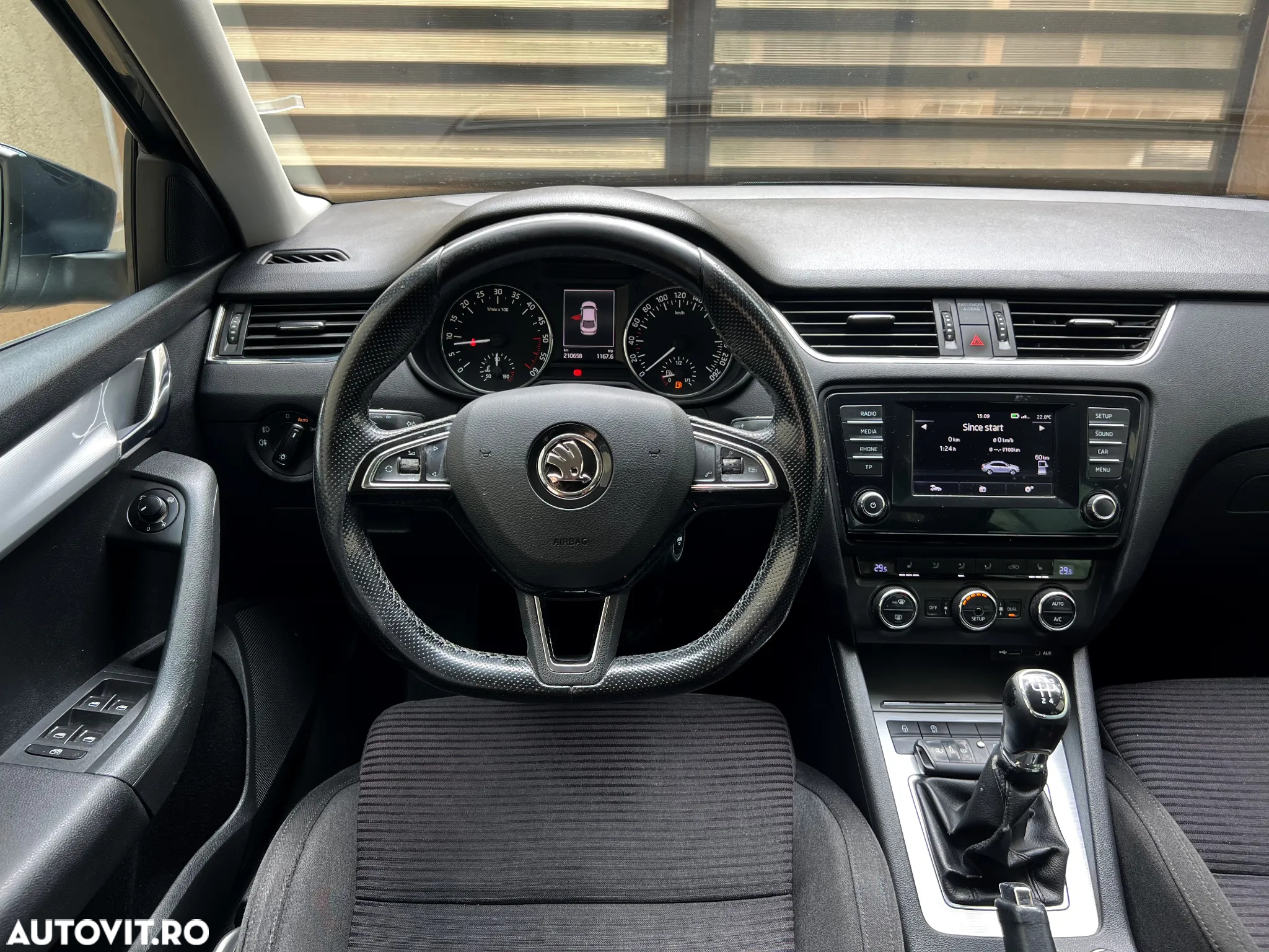 Skoda Octavia 1.6 TDI Ambition - 6