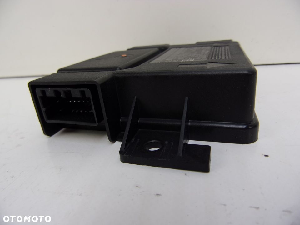 JEEP CHEROKEE KL MODUŁ KEYLESS 68272745AB - 4