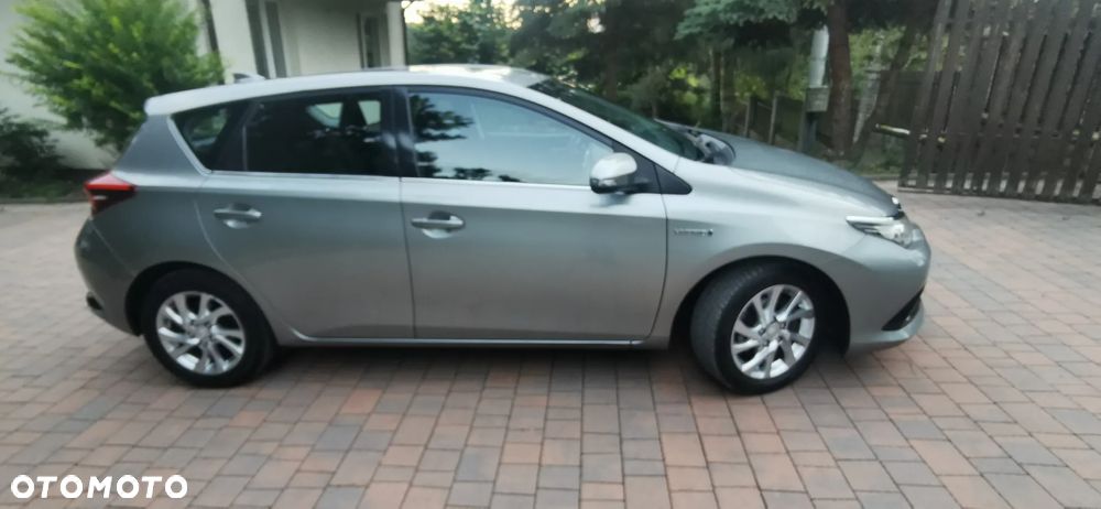 Toyota Auris - 4