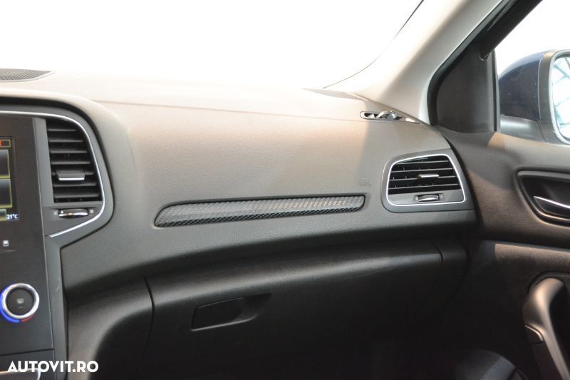 Renault Megane Blue dCi 116 Zen - 24