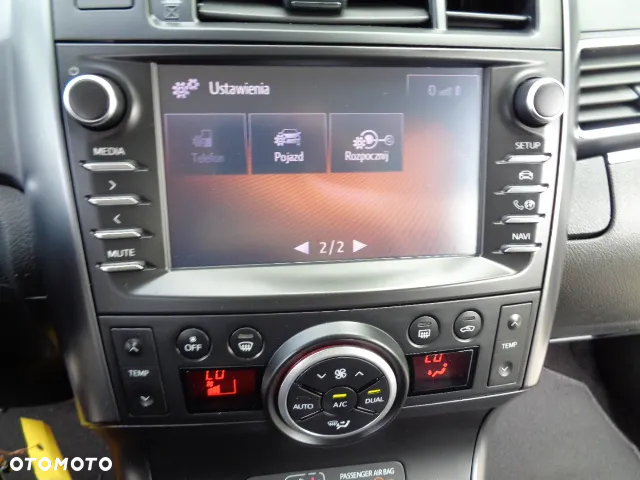 Toyota Verso 1.8 Prestige 7os EU6 - 21