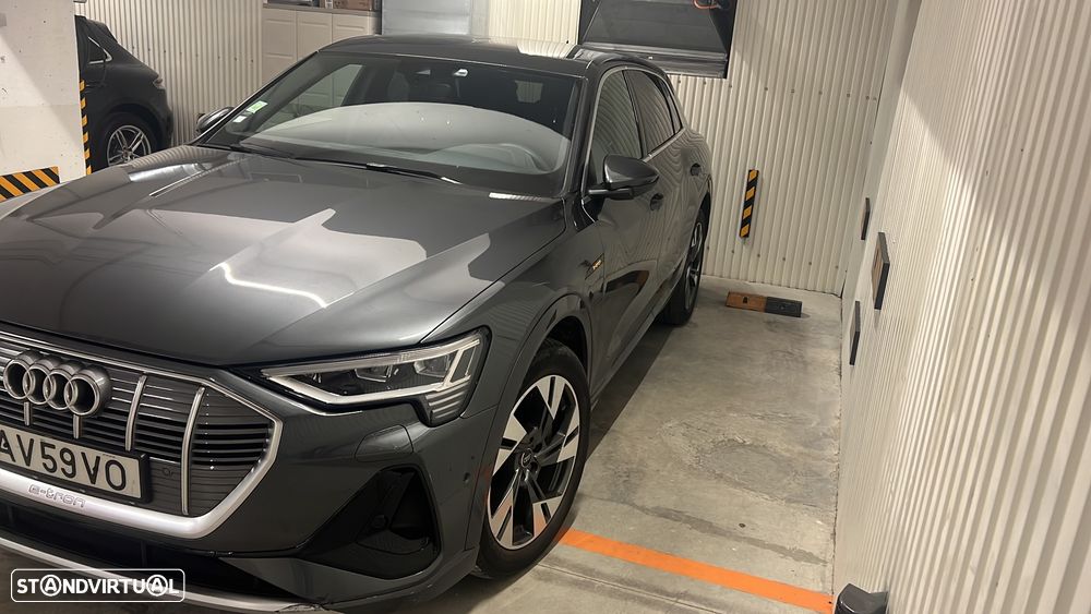 Audi e-tron 55 quattro S line - 11