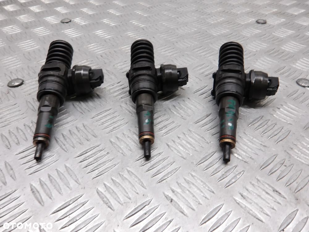SKODA FABIA II 10-14 1.4 TDI HB WTRYSK WTRYSKIWACZ 0414720215 - 4